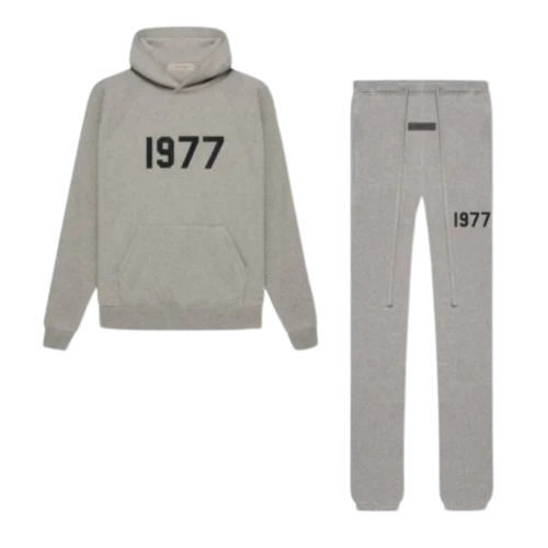 FearofGodEssentials1977DarkOatmeal.png Fear of God Essentials 1977 Trainingspak – Dark Oatmeal